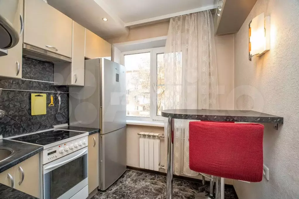 3-к. квартира, 64 м, 3/5 эт. - Фото 0