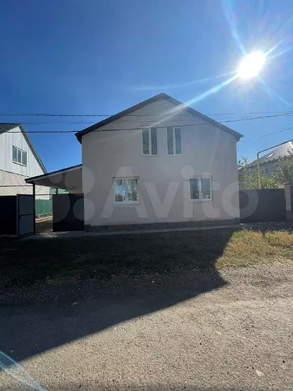 Дом 200 м на участке 5 сот. - Фото 0