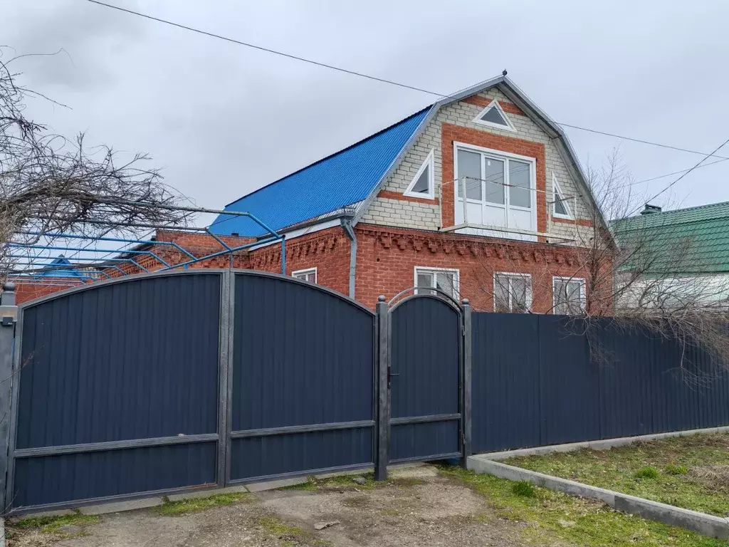 Дом в Краснодарский край, Тбилисская ст-ца ул. Миллионная, 243 (113 м) - Фото 1