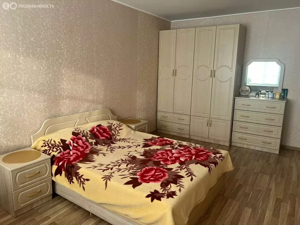 2-комнатная квартира: Саратов, проспект Энтузиастов, 57 (60 м) - Фото 1