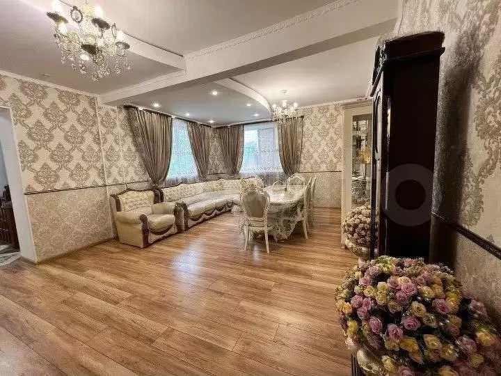 Дом 265 м на участке 5,8 сот. - Фото 1