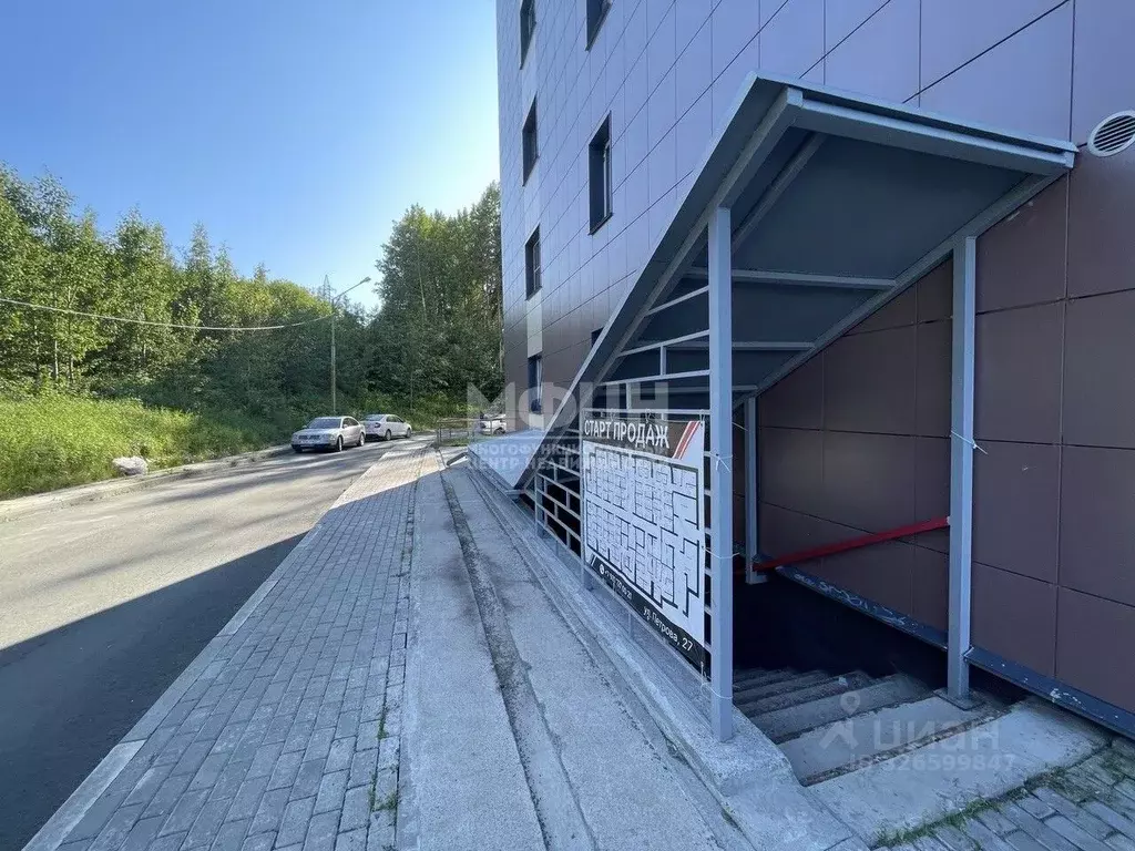 Помещение свободного назначения в Карелия, Петрозаводск ул. Петрова, ... - Фото 1