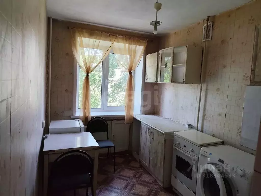 2-к кв. Саратовская область, Саратов ул. Большая Садовая, 168/174 ... - Фото 0