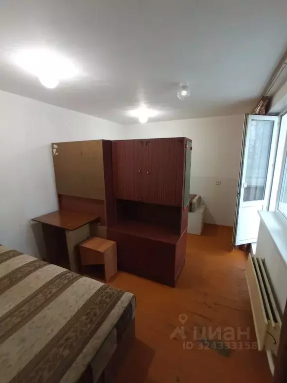 Комната Свердловская область, Екатеринбург ул. Уральская, 54 (10.0 м) - Фото 1