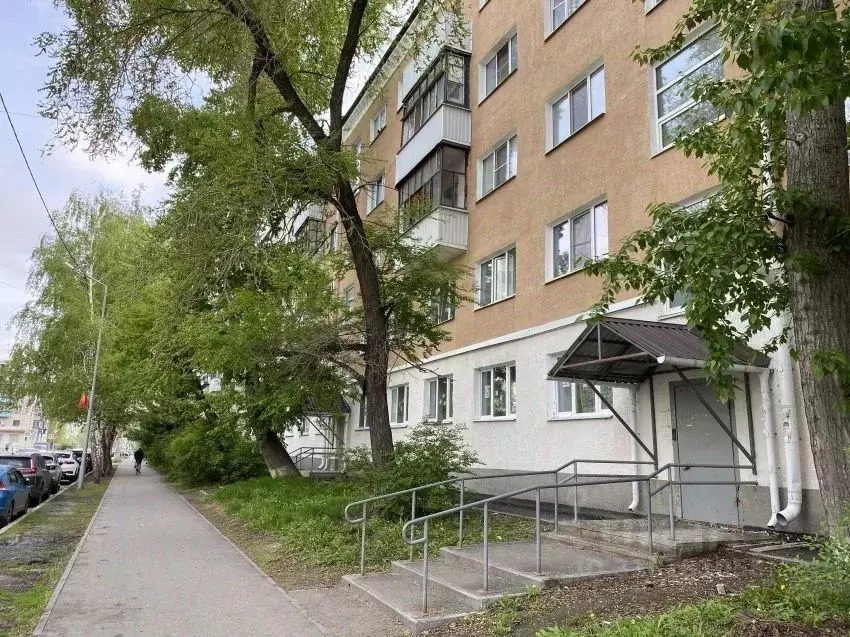 Комната Курганская область, Курган ул. МАКСИМА ГОРЬКОГО, 32 (13.2 м) - Фото 0
