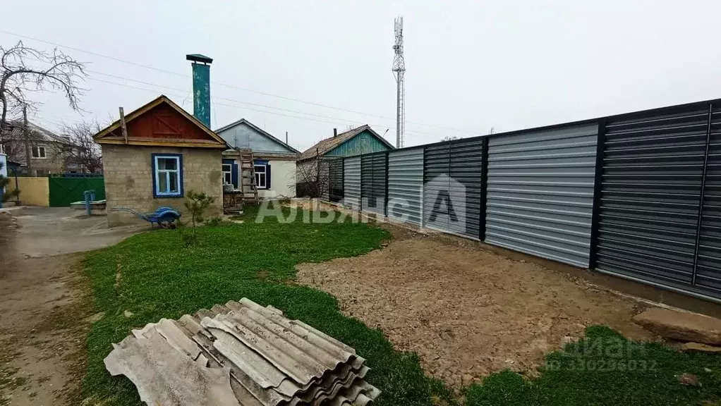 Дом в Ростовская область, Белая Калитва Октябрьская ул. (42 м) - Фото 1