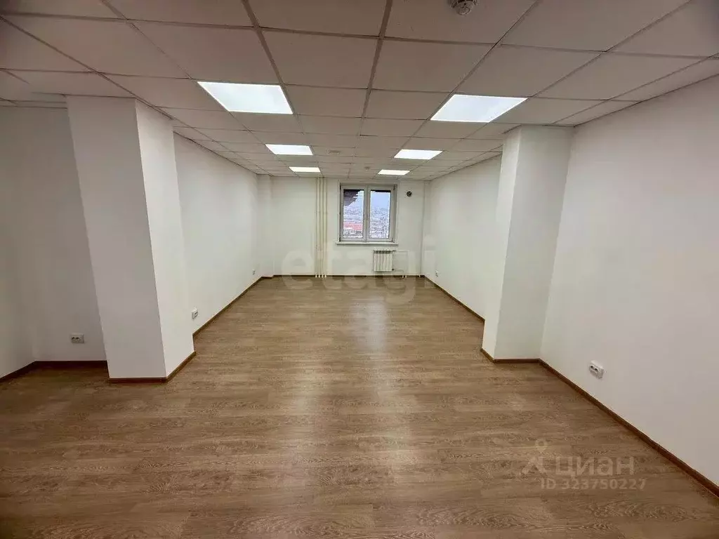 Помещение свободного назначения в Красноярский край, Красноярск ул. ... - Фото 2