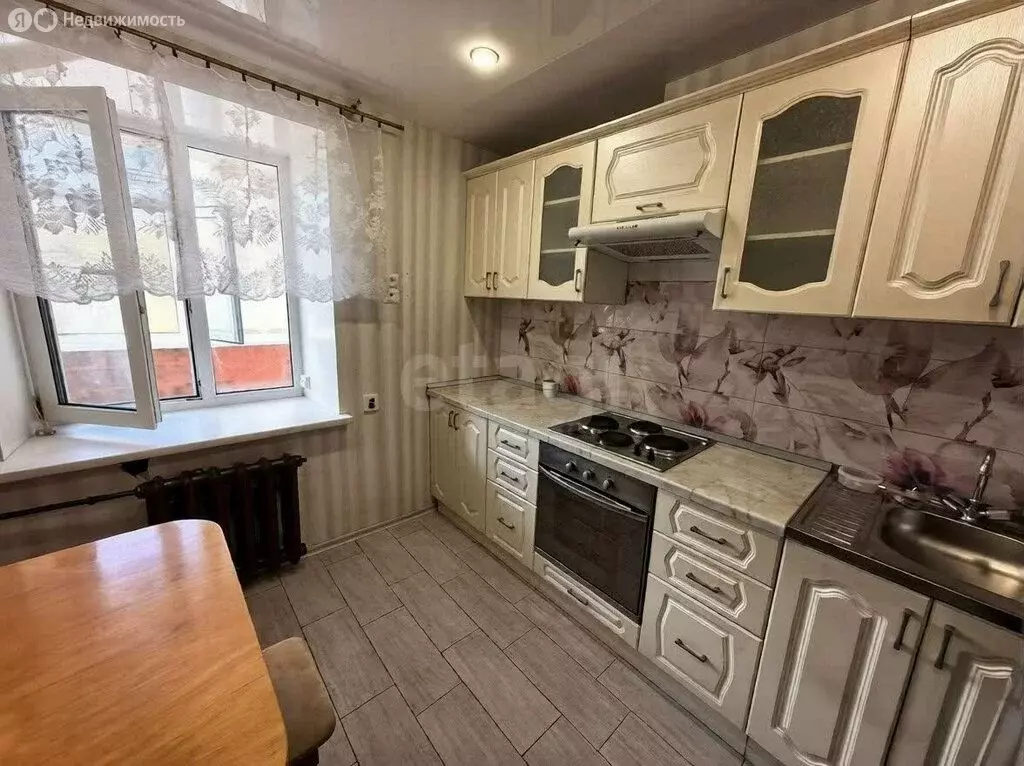 2-комнатная квартира: Ярославль, проспект Фрунзе, 2к2 (50.3 м) - Фото 2