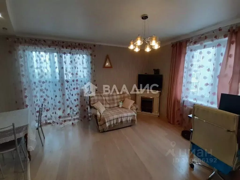 2-к кв. Владимирская область, Владимир ул. Крайнова, 3А (65.0 м) - Фото 1