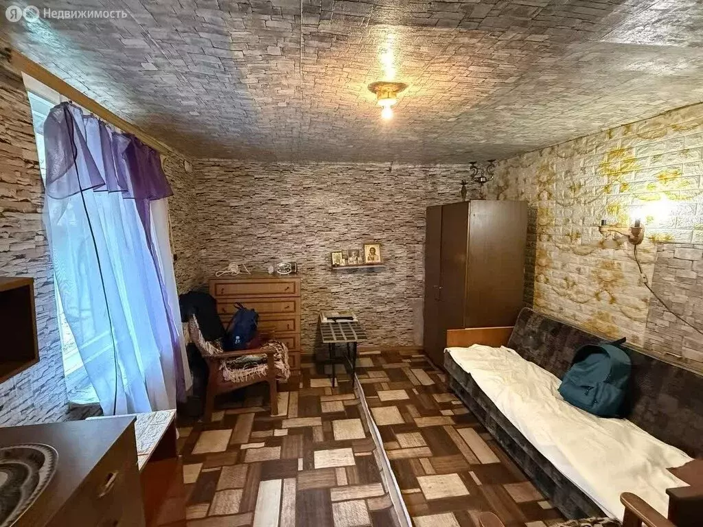 Дом в Старый Оскол, улица Кирова (30 м) - Фото 1