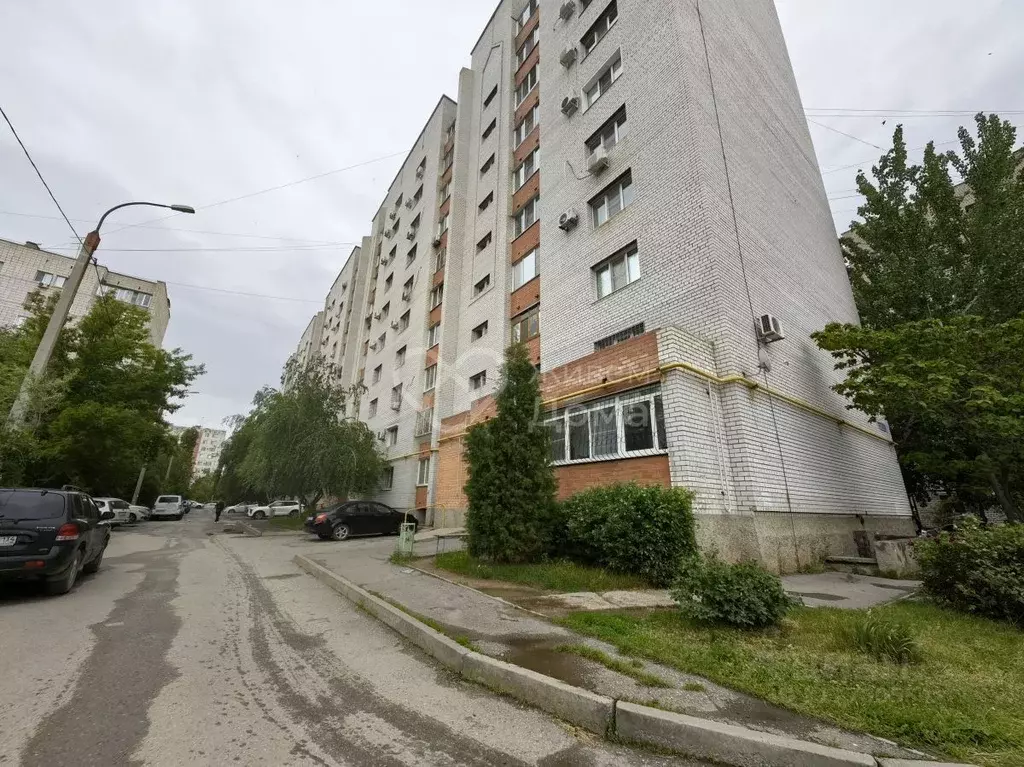 2-к кв. Волгоградская область, Волгоград ул. 2-я Динамовская, 7 (60.7 ... - Фото 0