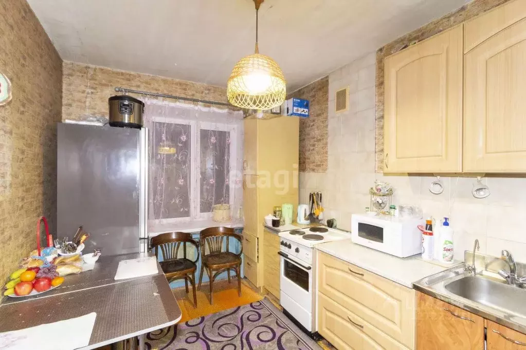 3-к кв. Тюменская область, Тюмень ул. Карла Маркса, 110А (63.4 м) - Фото 1