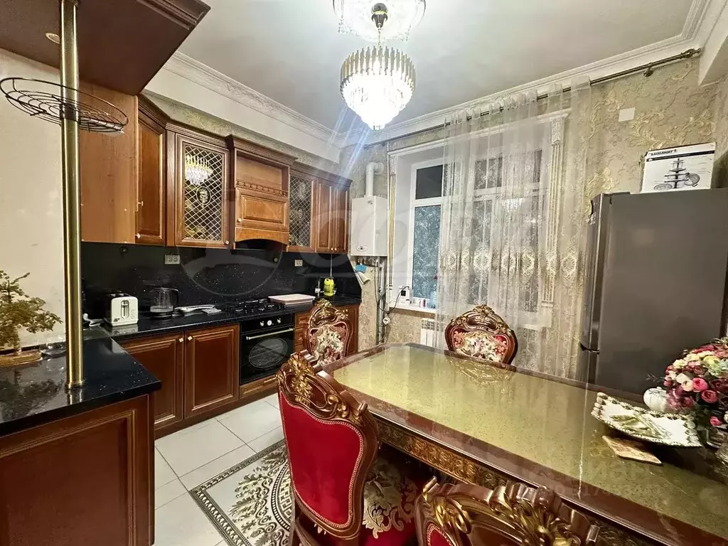 2-к кв. Дагестан, Махачкала ул. Крылова, 40 (60.0 м) - Фото 0