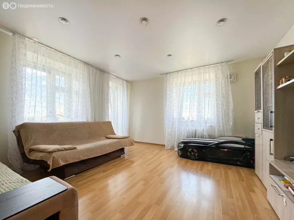 2-комнатная квартира: Чебоксары, улица Гоголя, 3 (56.2 м) - Фото 0