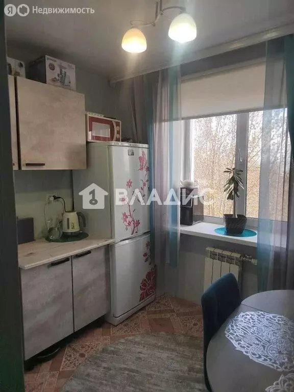 4-комнатная квартира: Улан-Удэ, улица Чаадаева, 3 (64.7 м) - Фото 2