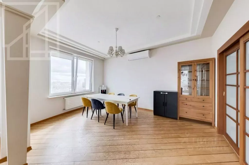 4-к кв. Москва Мосфильмовская ул., 70к2 (180.0 м) - Фото 1