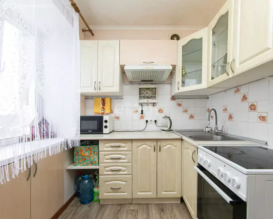 2-комнатная квартира: Томск, улица Смирнова, 36 (45 м) - Фото 1