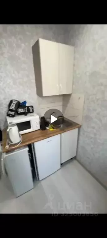 Комната Красноярский край, Красноярск Зеленая Роща мкр, ул. Воронова ... - Фото 2