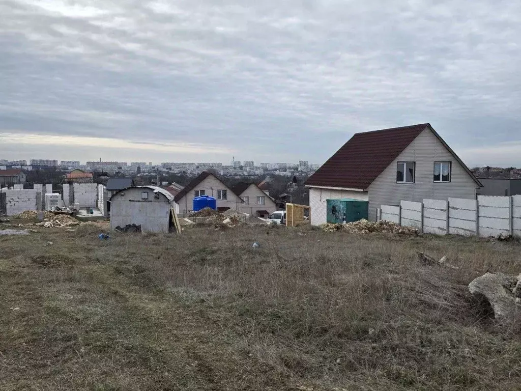 Участок в Севастополь ул. 4-я Комендорская, 2 (4.5 сот.) - Фото 1