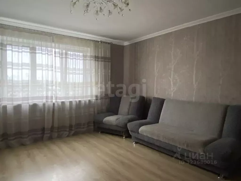 3-к кв. Ленинградская область, Волхов Авиационная ул., 11 (64.5 м) - Фото 0