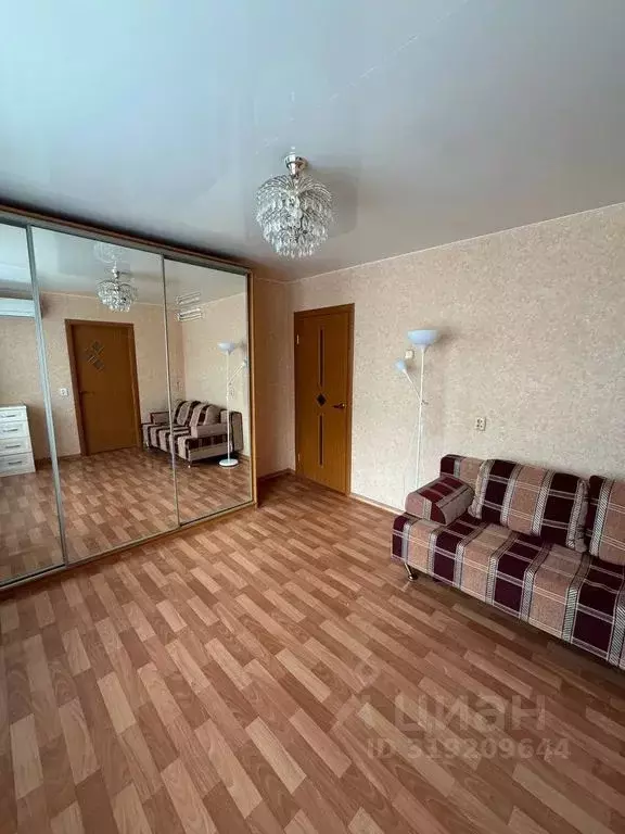 1-к кв. Свердловская область, Екатеринбург ул. Малышева, 120 (32.0 м) - Фото 1