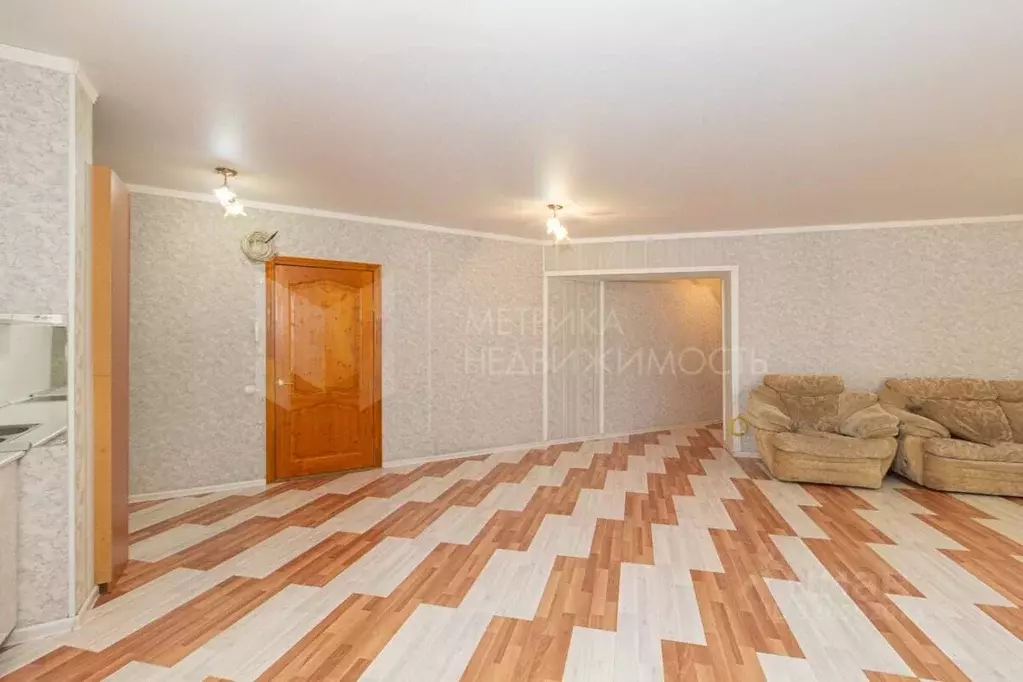 2-к кв. Тюменская область, Тюмень Солнечный проезд, 3 (77.7 м) - Фото 1