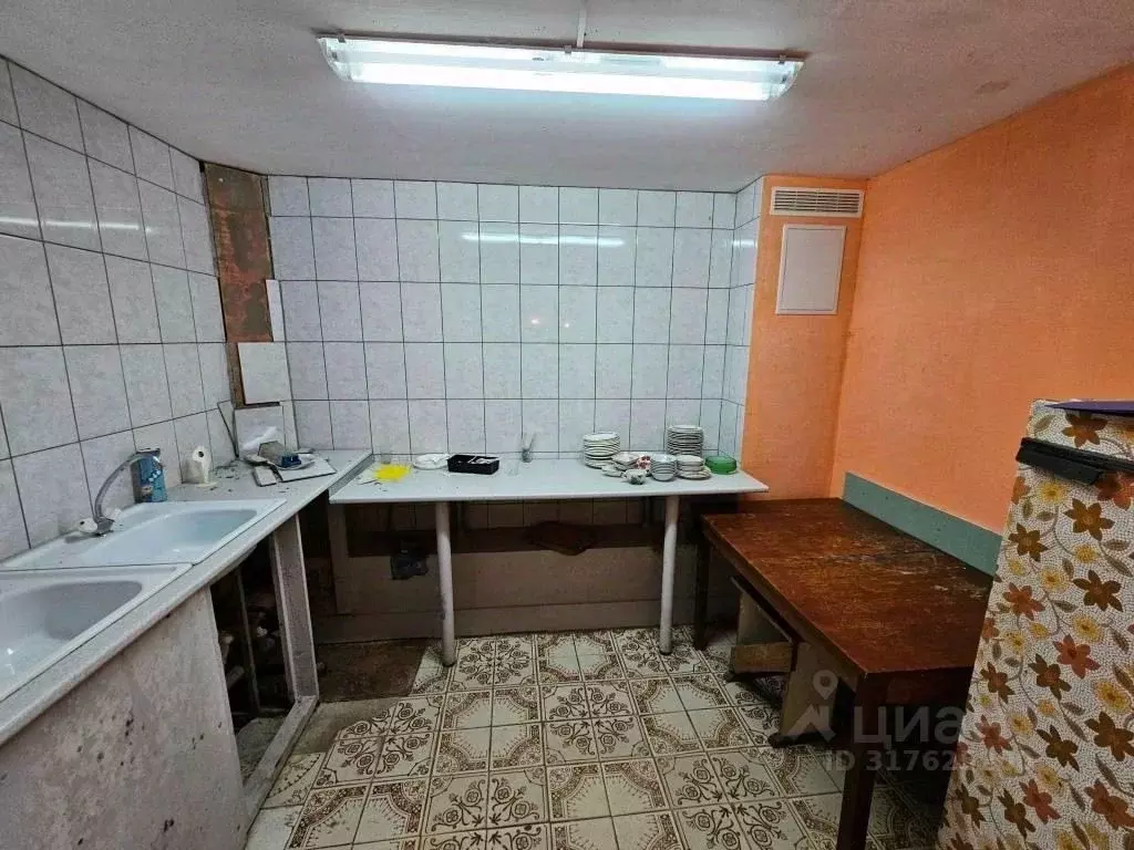 Помещение свободного назначения в Вологодская область, пос. Можайское ... - Фото 0
