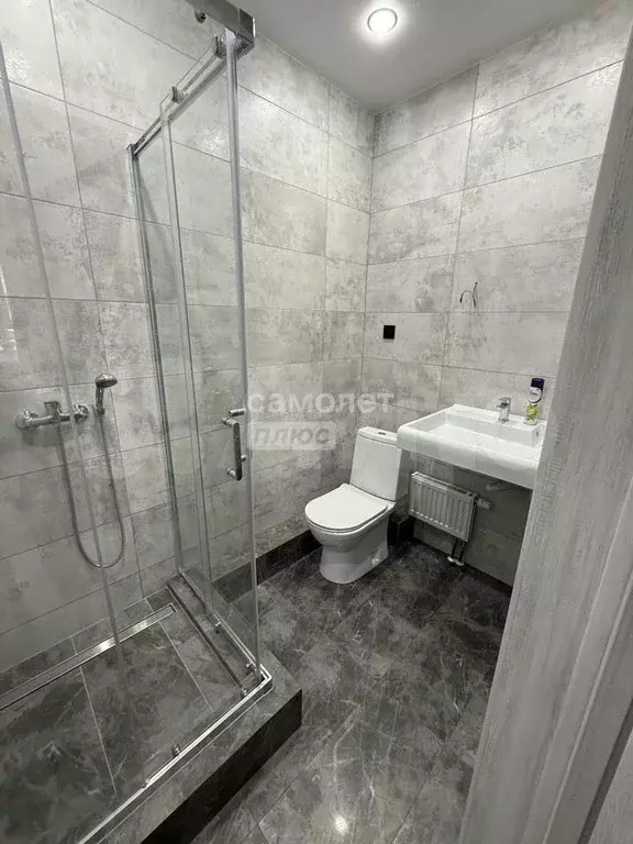 2-к. квартира, 65 м, 1/16 эт. - Фото 0