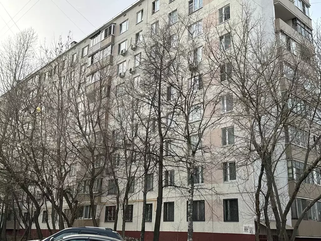 Доля в квартира-студии, 12м, 1/9эт. - Фото 1