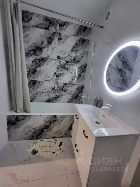 1-к кв. Приморский край, Уссурийск ул. Нахимова, 11с1 (42.0 м) - Фото 1