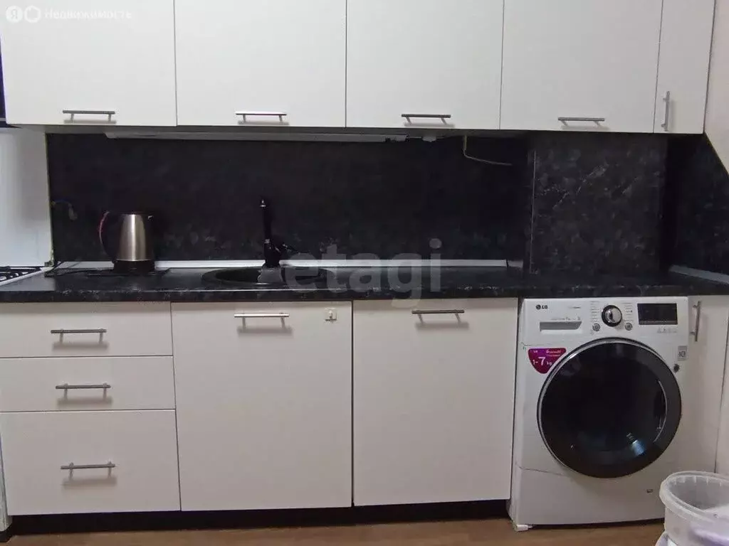 1-комнатная квартира: село Новая Отрадовка, Придорожная улица, 140 ... - Фото 2