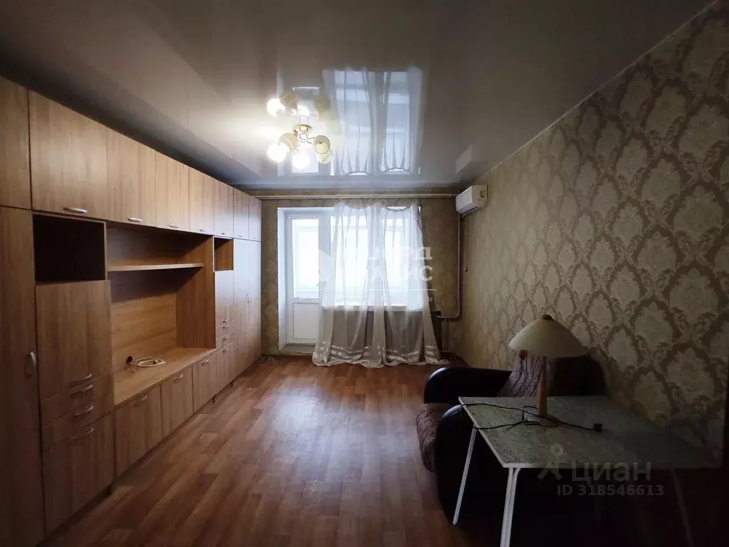 3-к кв. Омская область, Омск ул. Масленникова, 15 (59.0 м) - Фото 0