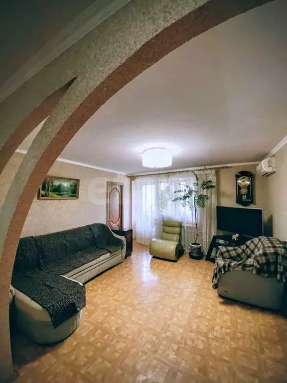 3-к кв. Татарстан, Альметьевск ул. Гафиатуллина, 2 (64.9 м) - Фото 1