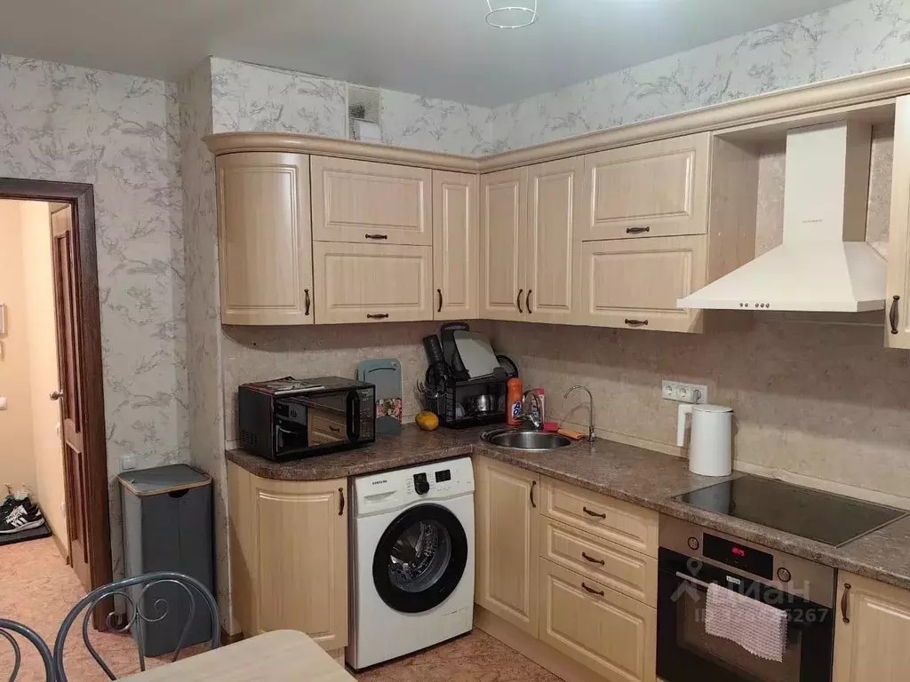 1-к кв. Татарстан, Альметьевск ул. Бигаш, 139 (40.0 м) - Фото 1