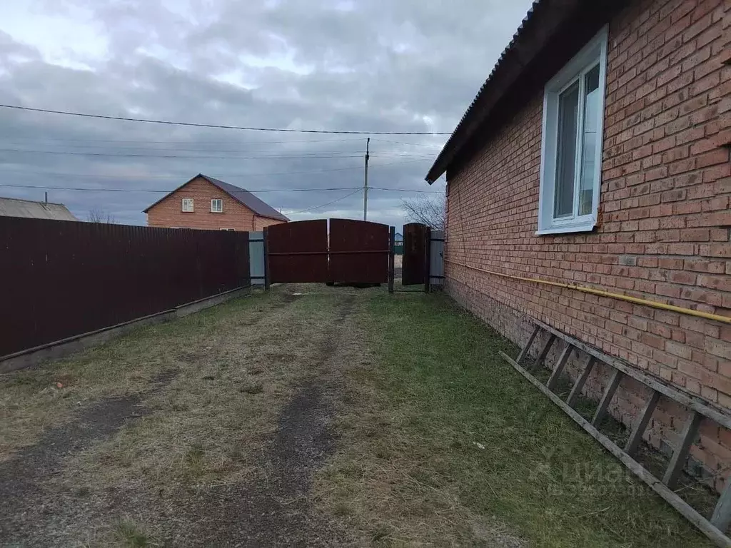 Дом в Омская область, Шербакуль рп ул. Гуртьева, 2 (97 м) - Фото 2