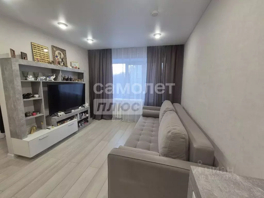 1-к кв. Челябинская область, Челябинск Свердловский просп., 10 (31.4 ... - Фото 1