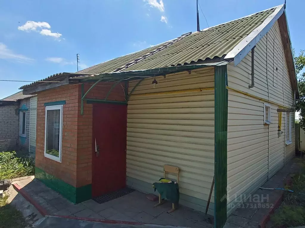 Дом в Белгородская область, Белгородский район, Поселок Октябрьский ... - Фото 1