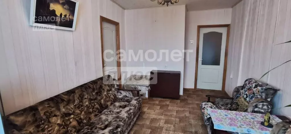 3-к кв. Саратовская область, Энгельс Полтавская ул., 15 (50.0 м) - Фото 0