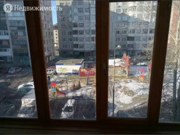 2-комнатная квартира: Тюмень, улица Фурманова, 4 (47.8 м) - Фото 0