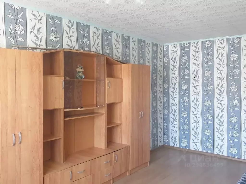 Комната Псковская область, Псков Инженерная ул., 84 - Фото 1