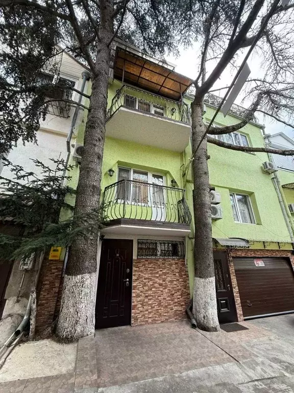 Дом в Крым, Ялта муниципальный округ, Ливадия пгт ул. Виноградная, 8В ... - Фото 1