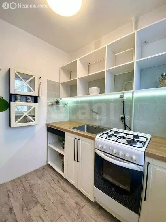 3-комнатная квартира: Новоалтайск, улица Анатолия, 23 (60.3 м) - Фото 2