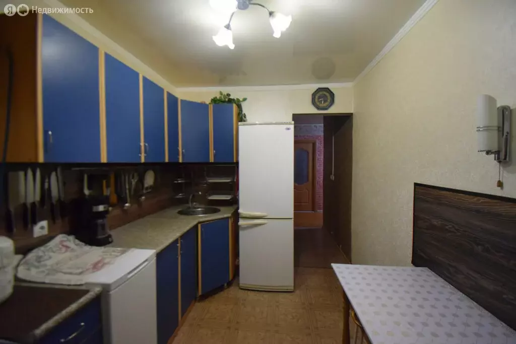3-комнатная квартира: Туймазы, улица 70 лет Октября, 9А (59.5 м) - Фото 0
