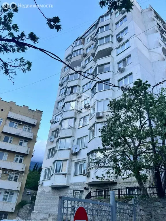 1-комнатная квартира: Ялта, улица Дзержинского, 33к3 (33 м) - Фото 1