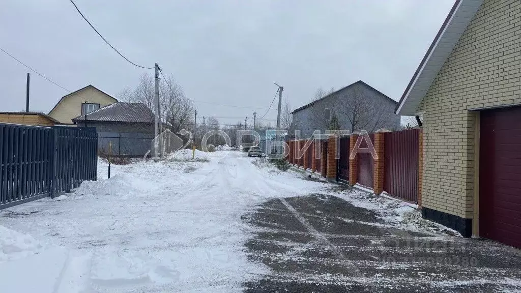 Участок в Тюменская область, Тюменский район, с. Луговое, Фуфаева мкр  ... - Фото 0