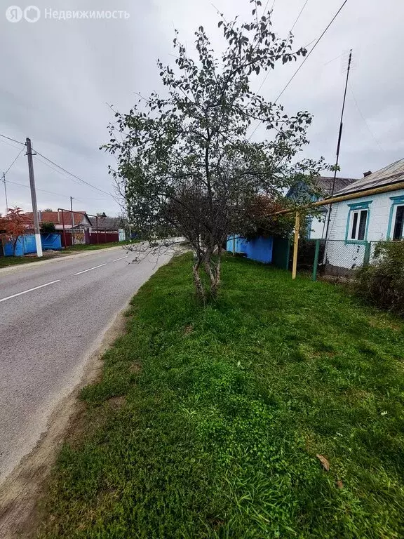 Дом в посёлок городского типа Мостовской, Октябрьская улица (61 м) - Фото 2
