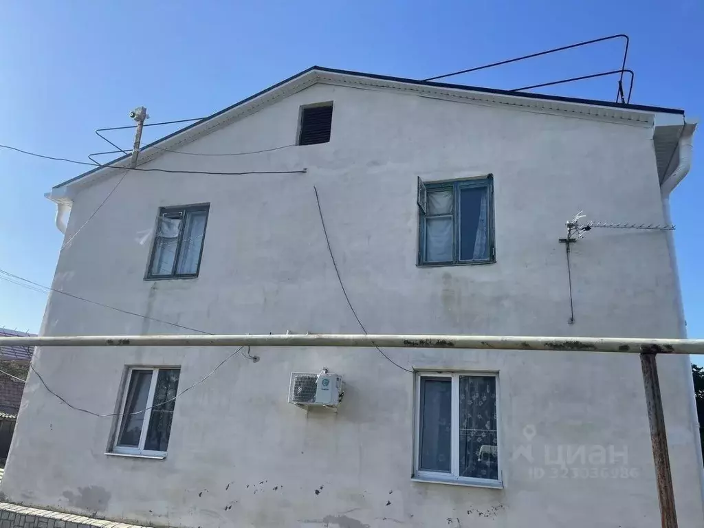 3-к кв. Крым, Бахчисарайский район, с. Табачное ул. Н.Г. Сотника, 37 ... - Фото 2