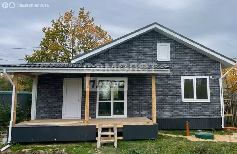 Дом в Медведевский район, Сидоровское сельское поселение, деревня ... - Фото 1