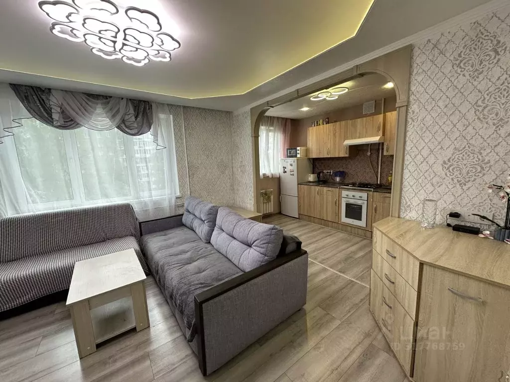 2-к кв. Свердловская область, Екатеринбург ул. Ольховская, 25к1 (68.0 ... - Фото 0