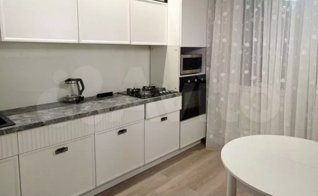 1-к. квартира, 35 м, 4/10 эт. - Фото 0
